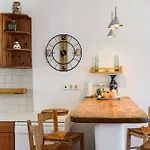 Divers Cycladic House Paros Hébergement de vacances Ambelas