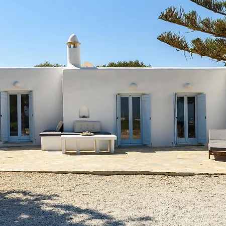 Divers Cycladic House Paros